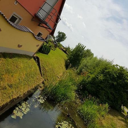 Ferienwohnung An Der Unditz 诺伊里德 外观 照片
