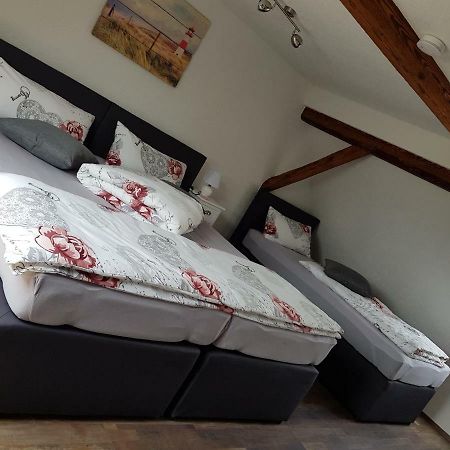 Ferienwohnung An Der Unditz 诺伊里德 外观 照片
